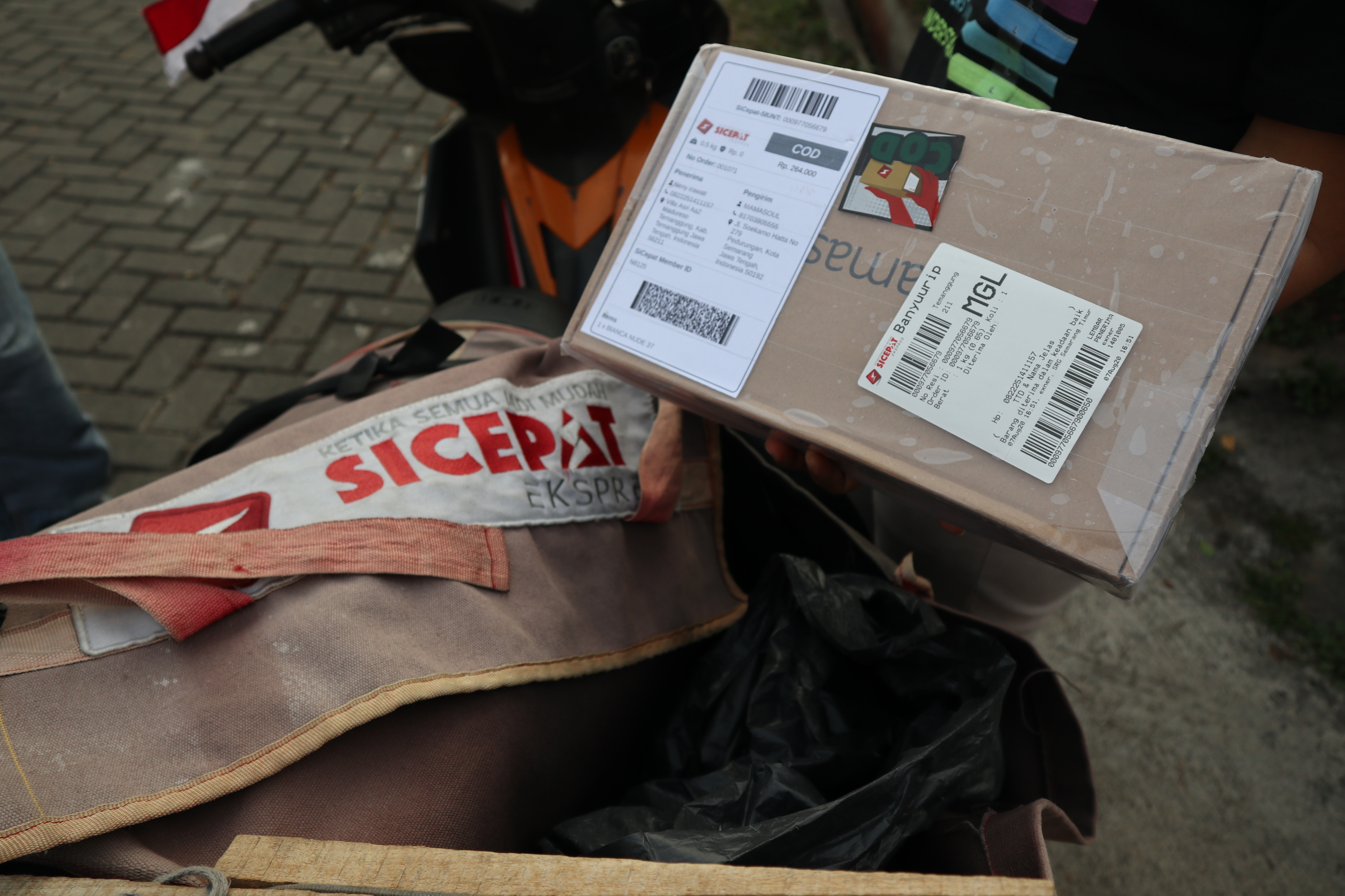 Jasa pengiriman barang mengalami peningkatan