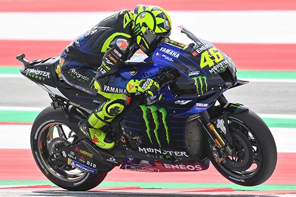 Pembalap  tim Monster Energy Yamaha Valentino Rossi 