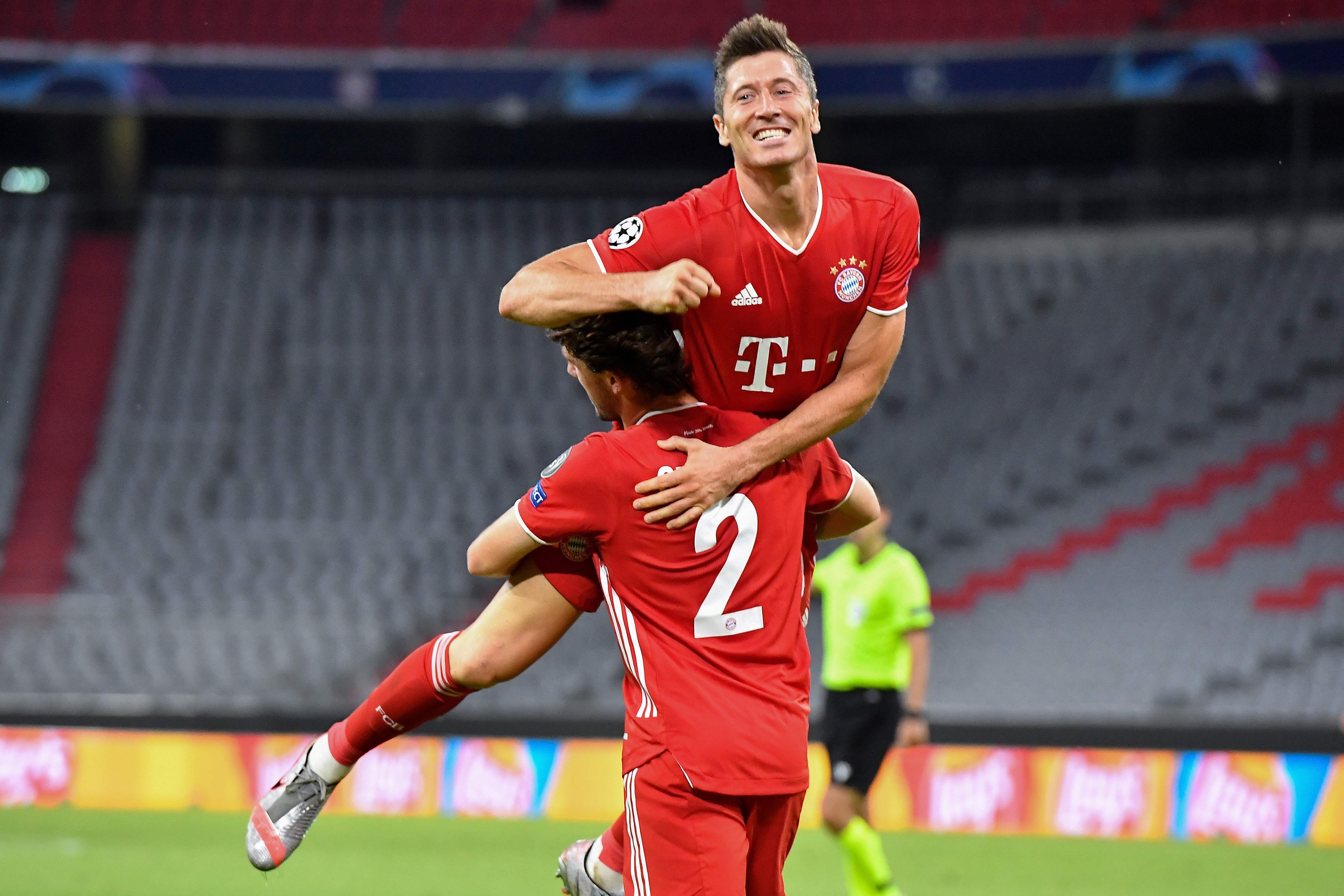 Bomber Bayern Muenchen Robert Lewandowski