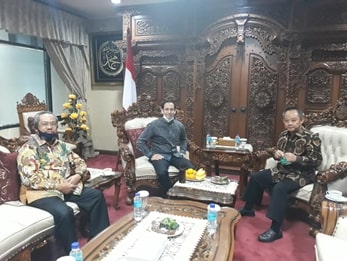 Mendikbud Nadiem Makarim bersilaturahmi ke PP Muhammadiyah.