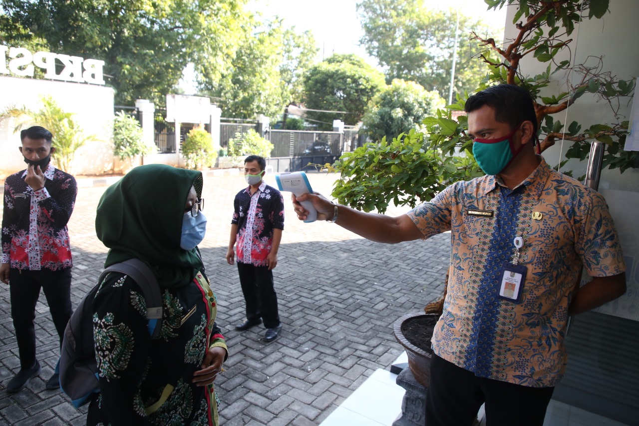 Protokol kesehatan mencegah penyebaran covid-19 di Kabupaten Tuban digalalakkan.