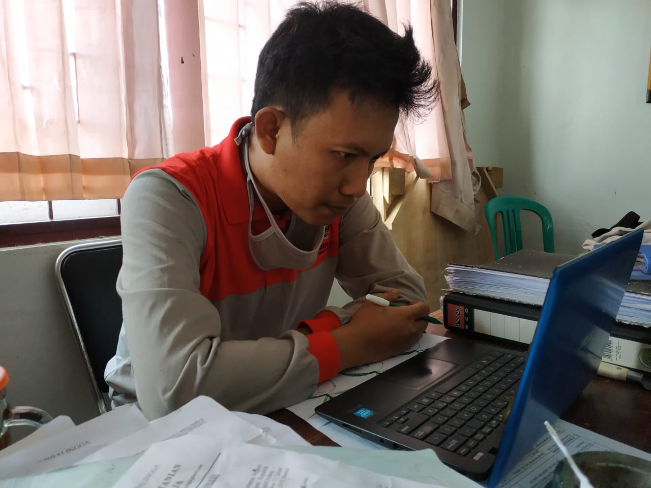 Para penyuluh pertanian mengikuti kegiatan ToT CSA SIMURP. 