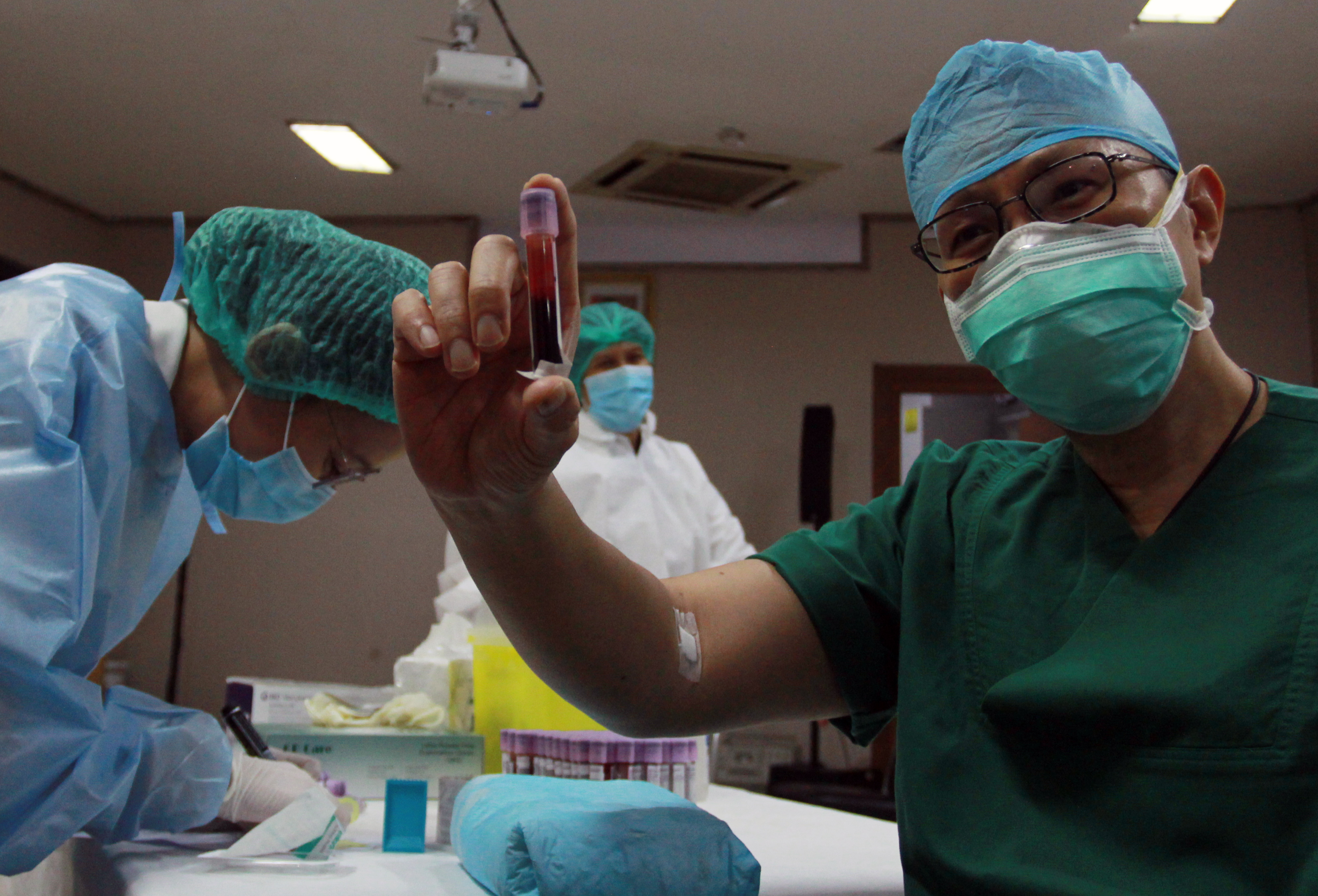 Peran Aktif Para Dokter Bantu Cegah Penyebaran Hoaks Covid-19