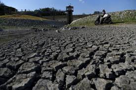 Ilustrasi kekeringan