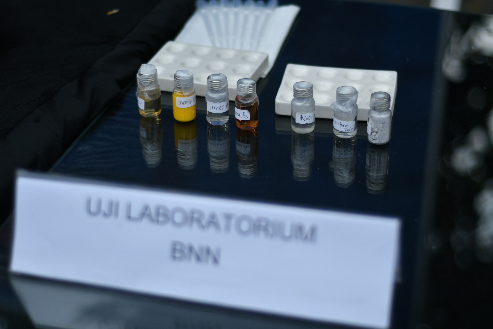 Ilustrasi uji lab kandungan narkotika jeis ekstasi