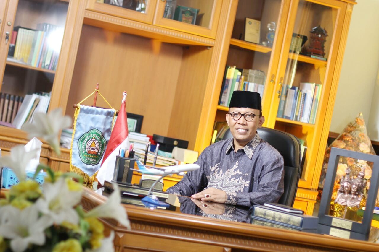 Rektor Unisma Prof Dr H Maskuri M.Si. 