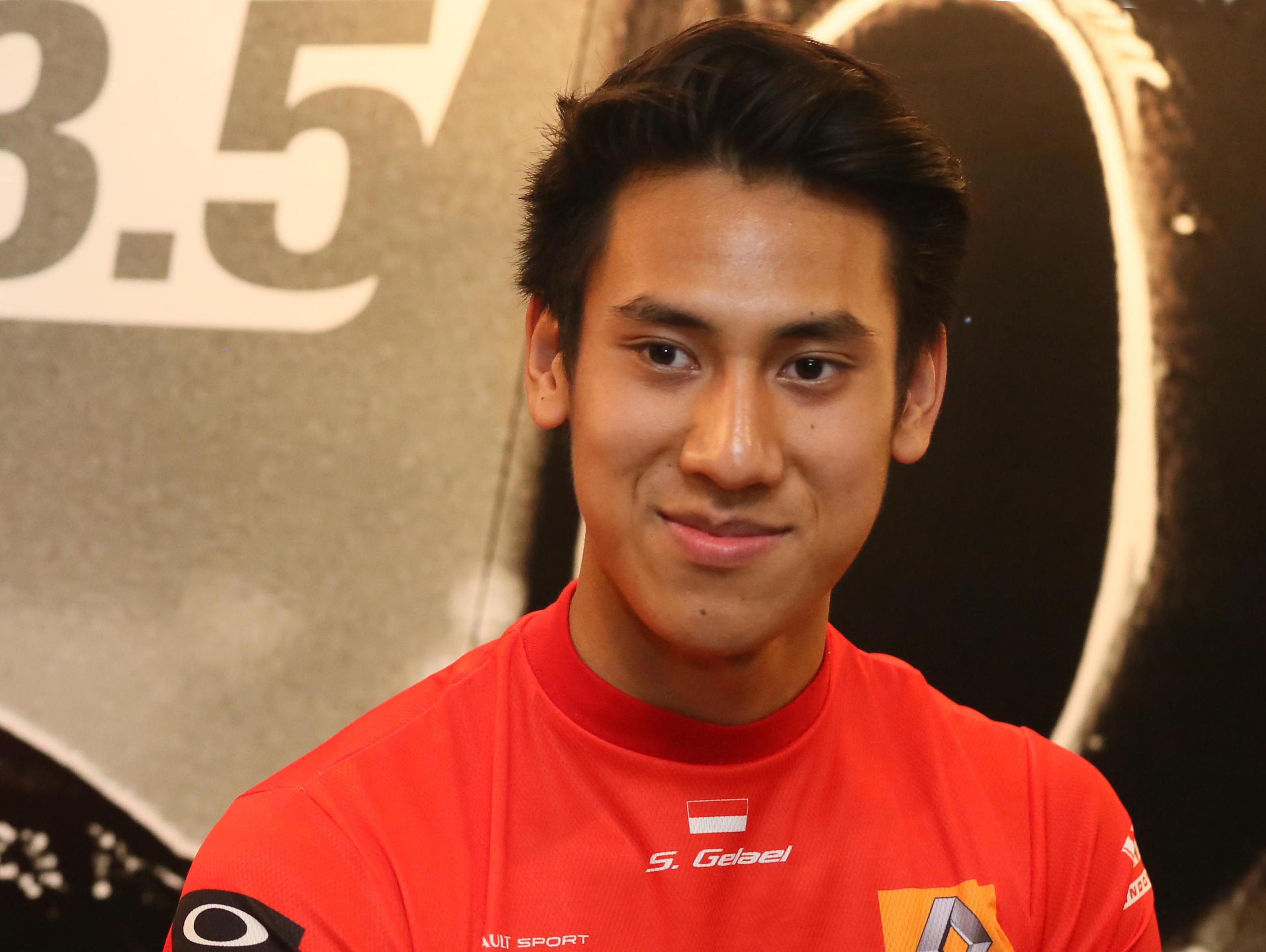Sean Gelael, pembalap  Indonesia.