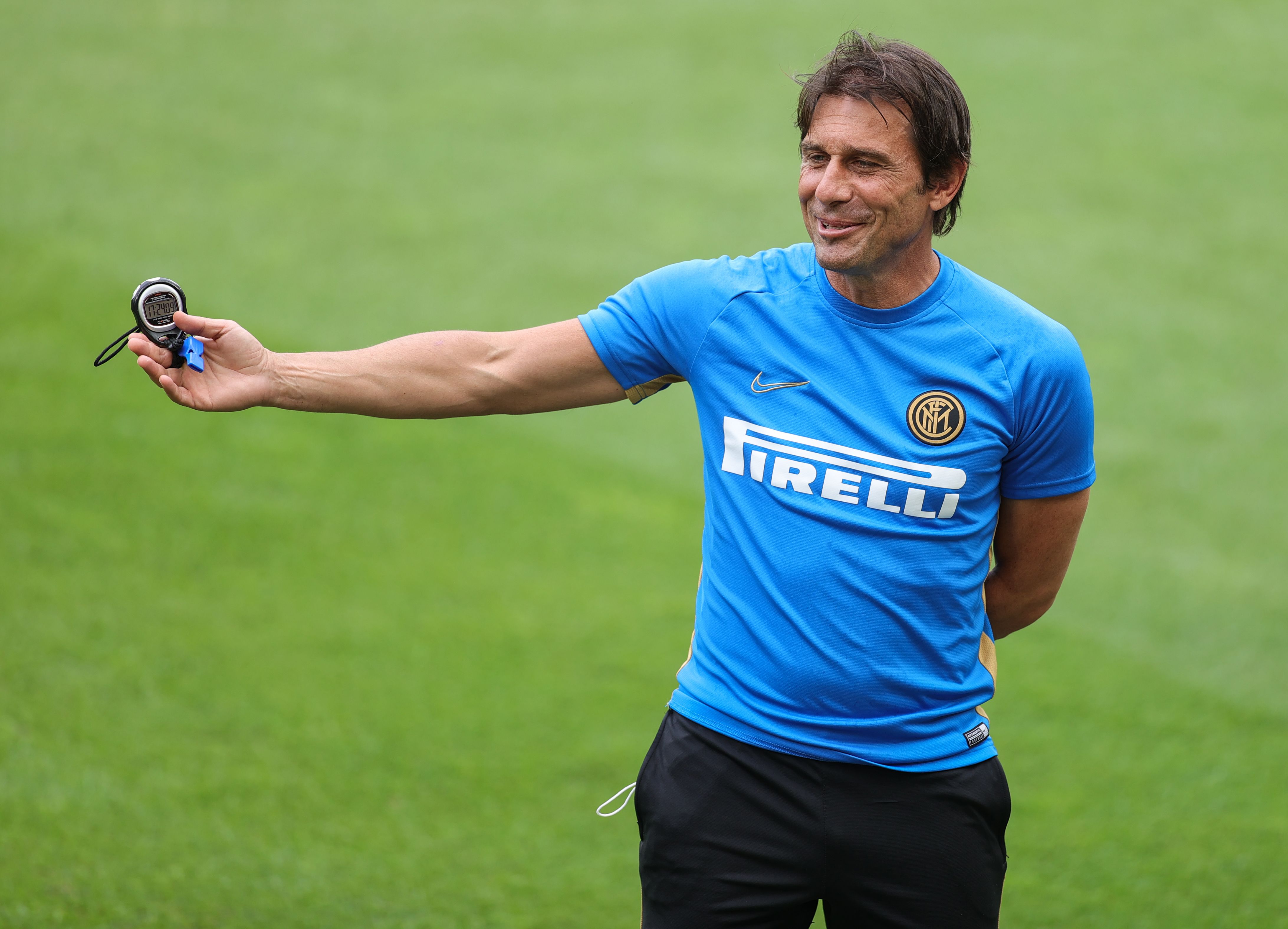 Pelatih Inter Milan Antonio Conte memimpin sesi latihan menjelang laga final Liga Europa melawan Sevilla.