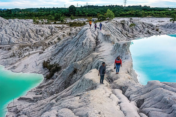 Bekas tambang timah di Bangka Belitung.