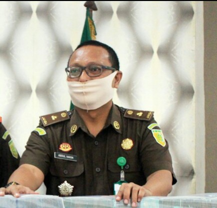  Kepala Seksi Penerangan Hukum dan Humas Kejaksaan Tinggi NTT, Abdul Hakim 