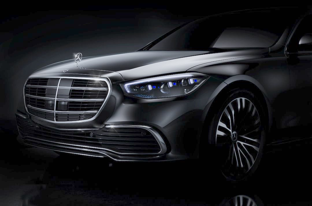 Mercedes-Benz S-Class terbaru hadir dengan fitur semakin canggih
