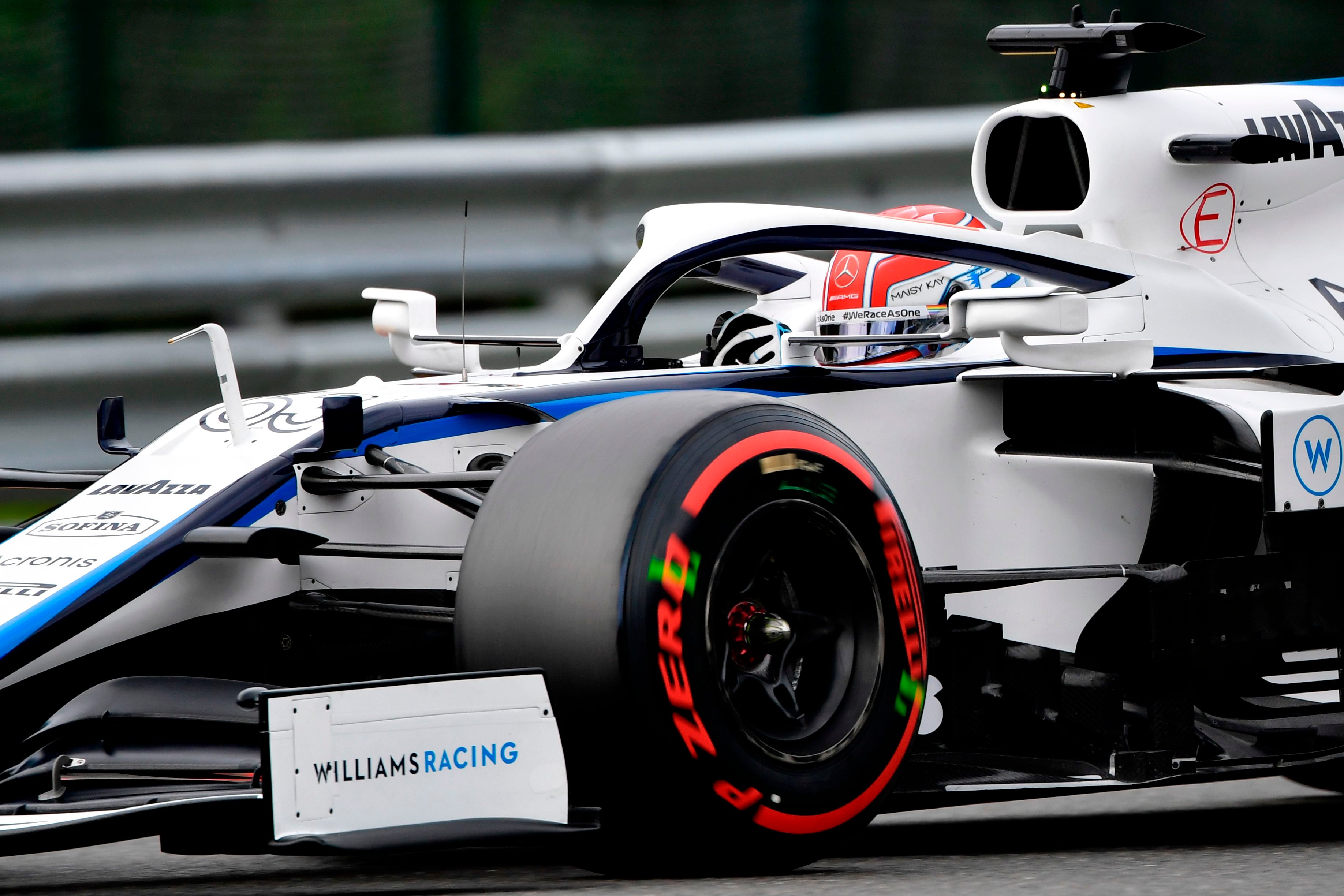 Pembalap Williams George Russell