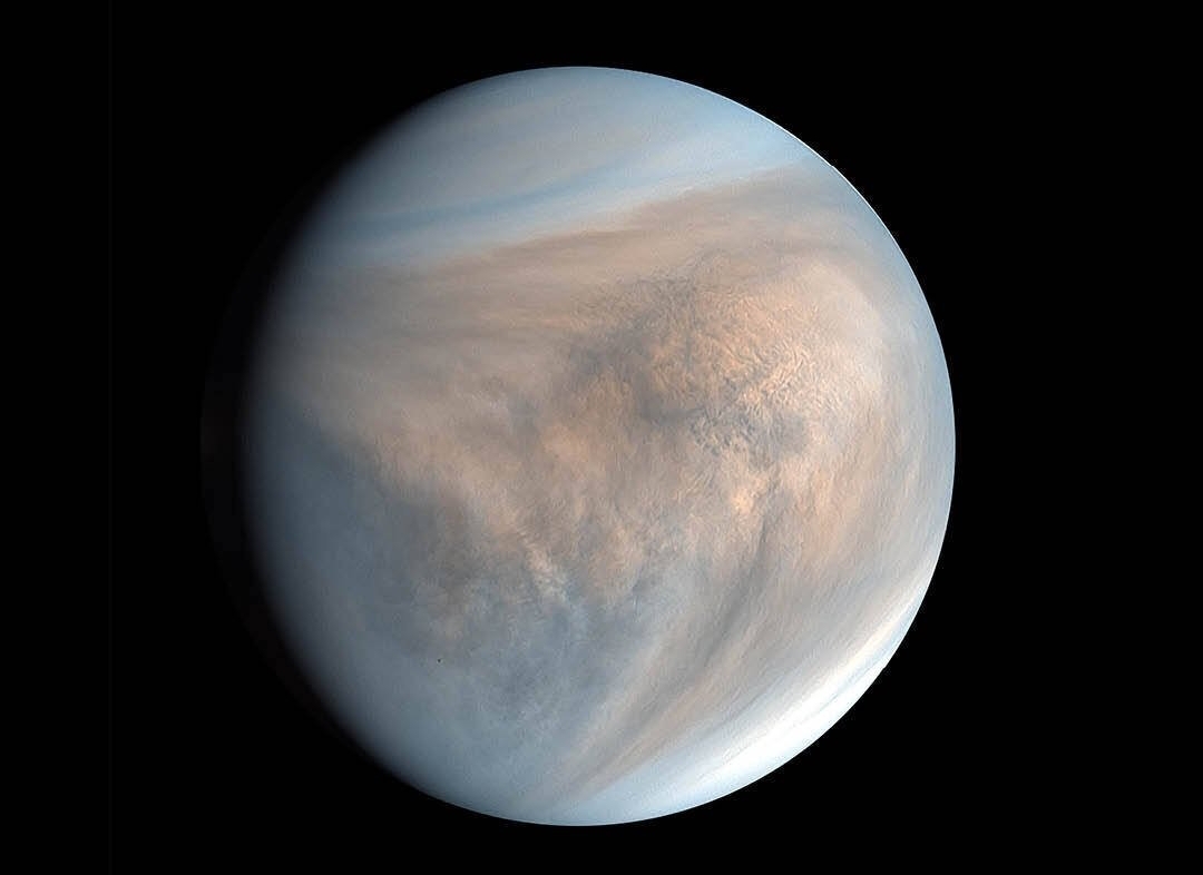 Beberapa ilmuwan dari Institut Teknologi Massachusetts, Amerika Serikat mendeteksi kandungan kimia 'fosfin' di atmosfer Venu