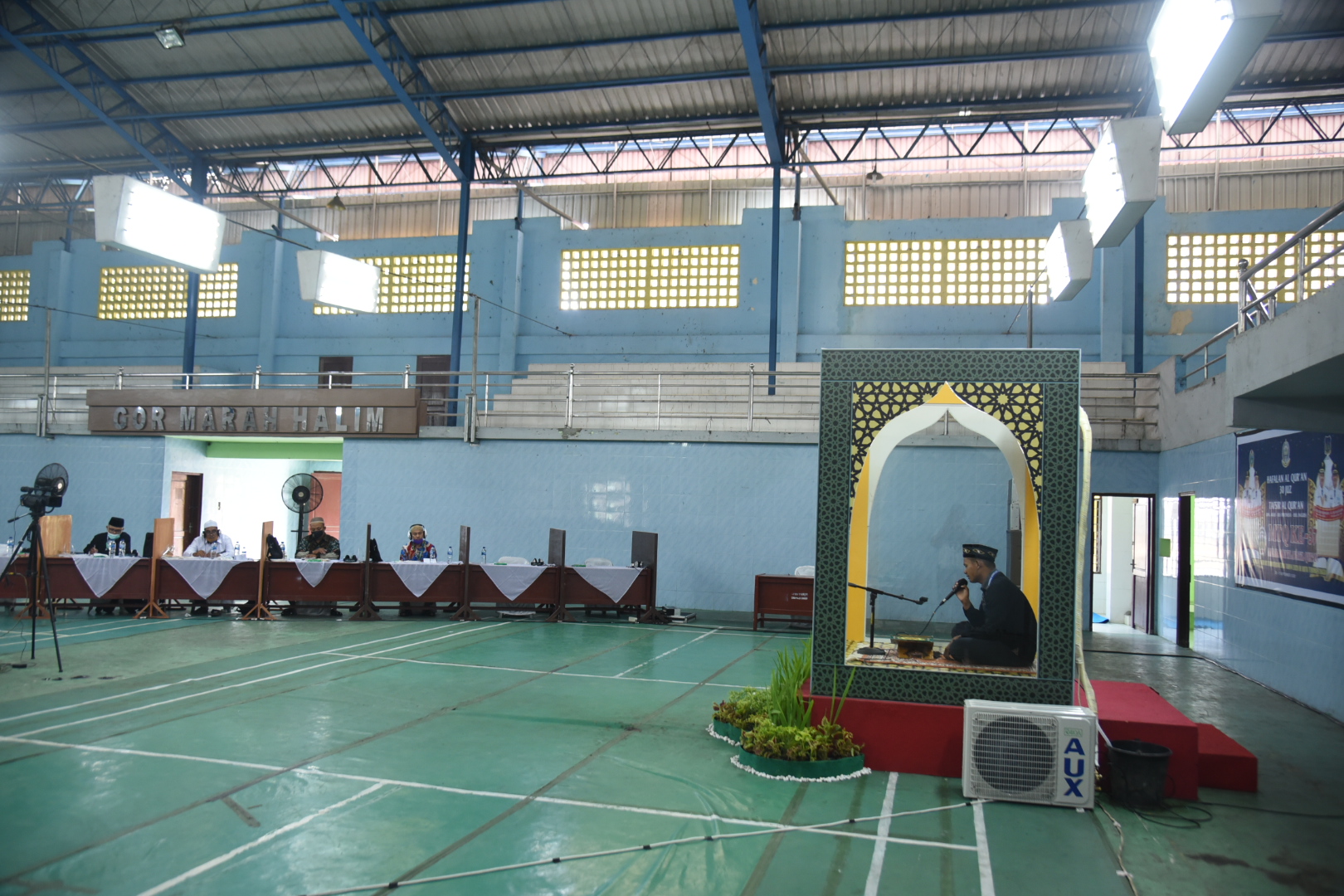 Bilik kaca tempat qori dan qoriah tampil dinilai baik dan sarat budaya melayu