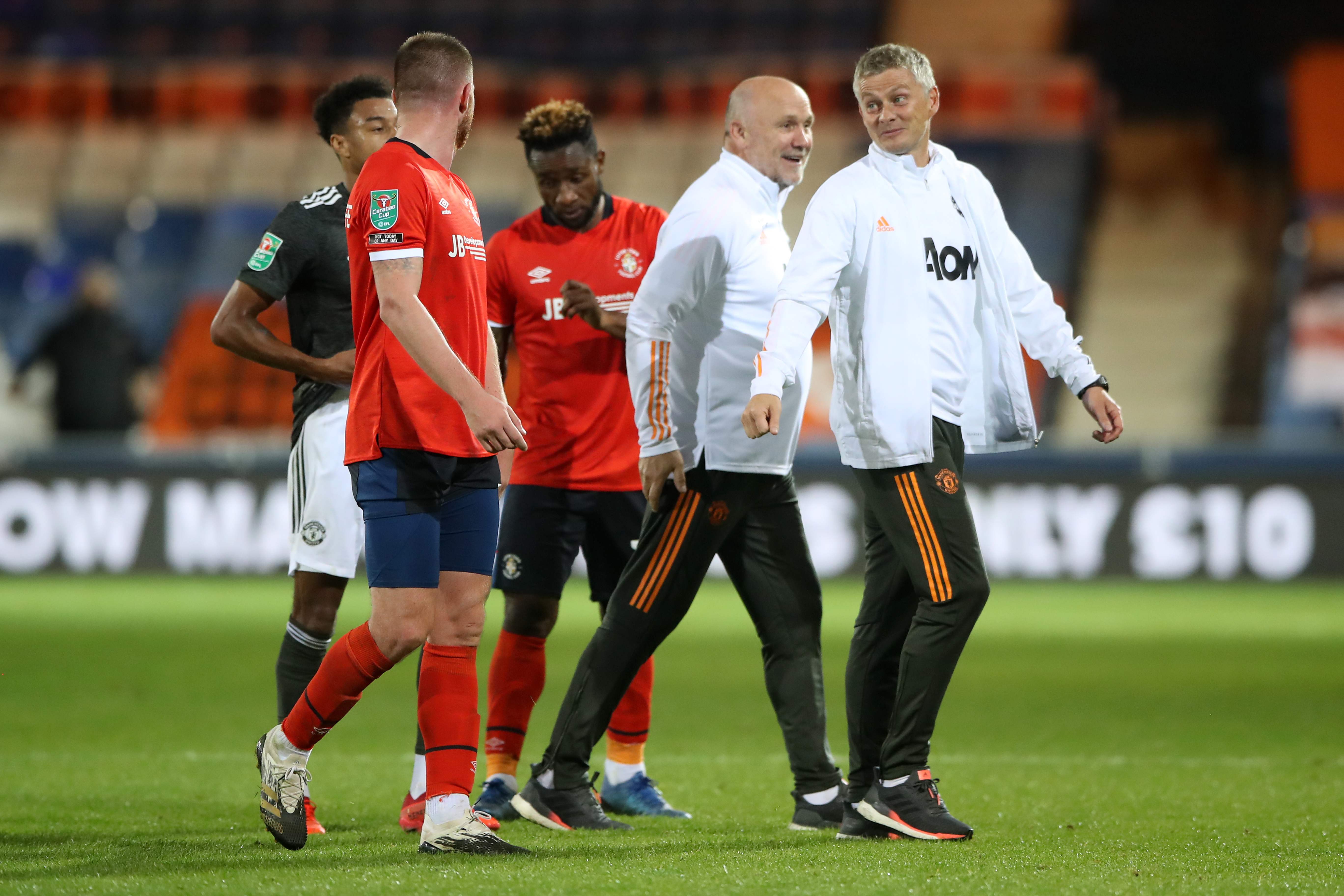 Pelatih MU Ole Gunnar Solskjaer (kanan, depan)