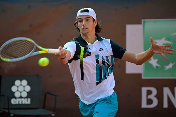 Petenis muda Italia Lorenzo Musetti 