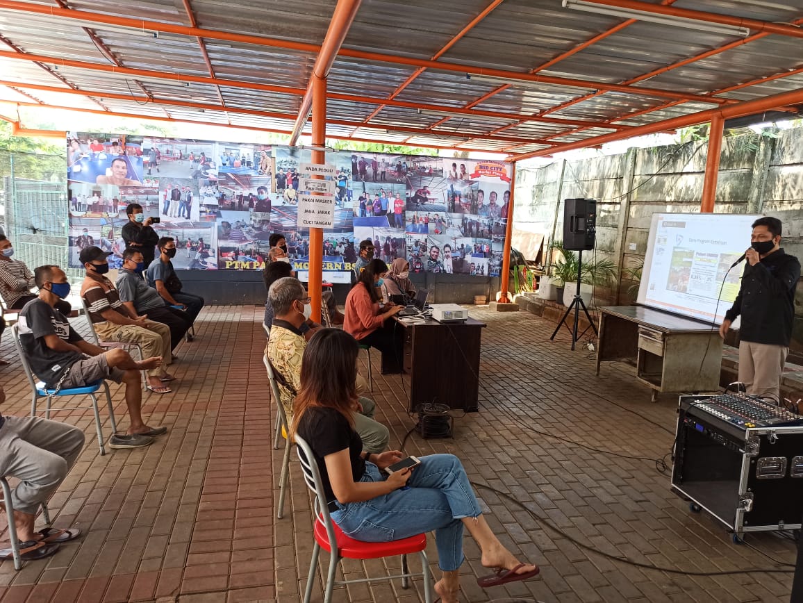 Program Pasar Rakyat School kali ini mengangkat tema besar 'Peluang UMKM di Masa Pandemi'.