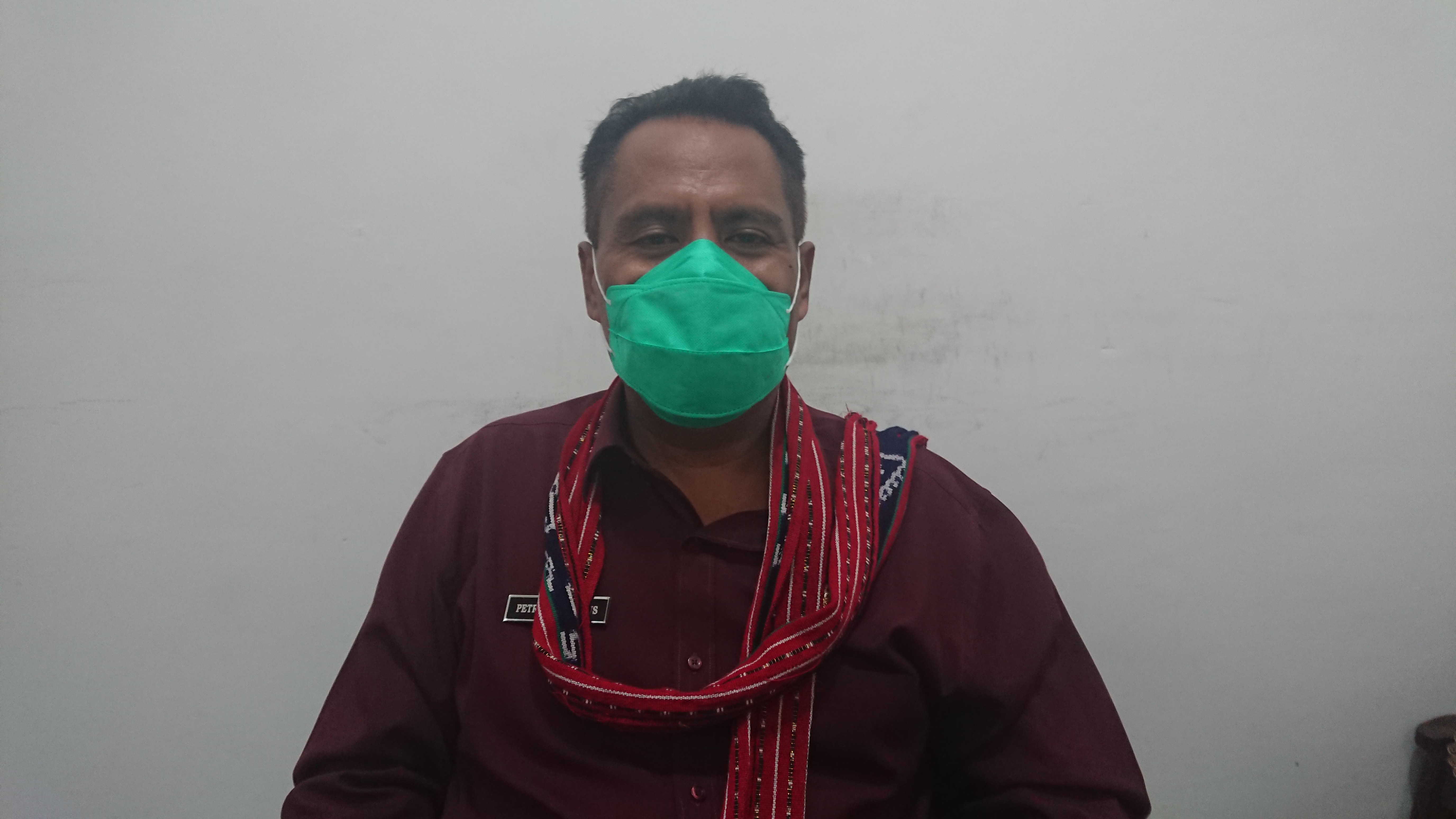Juru bicara Satgas Covid-19 Kabupaten Sikka Petrus Herlemus. 