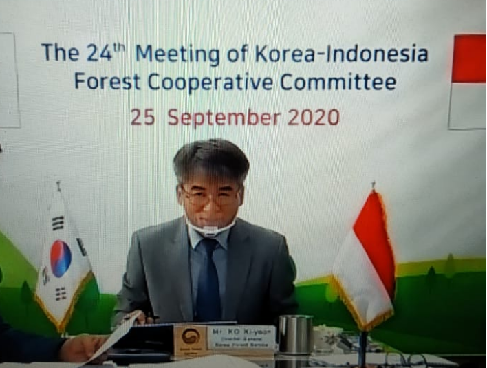 Pejabat Kehutanan Republik Korea.