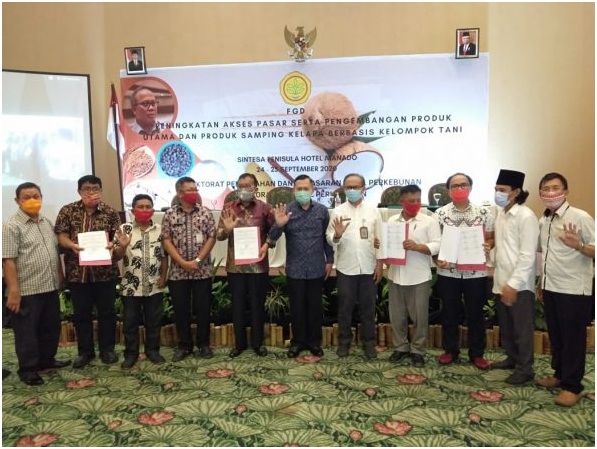 Penandatanganan 16 kesepakatan kerja sama Pengembangan Kemitraan Pemasaran Produk Kelapa Berbasis Korporasi Petani di Provinsi Sulut.