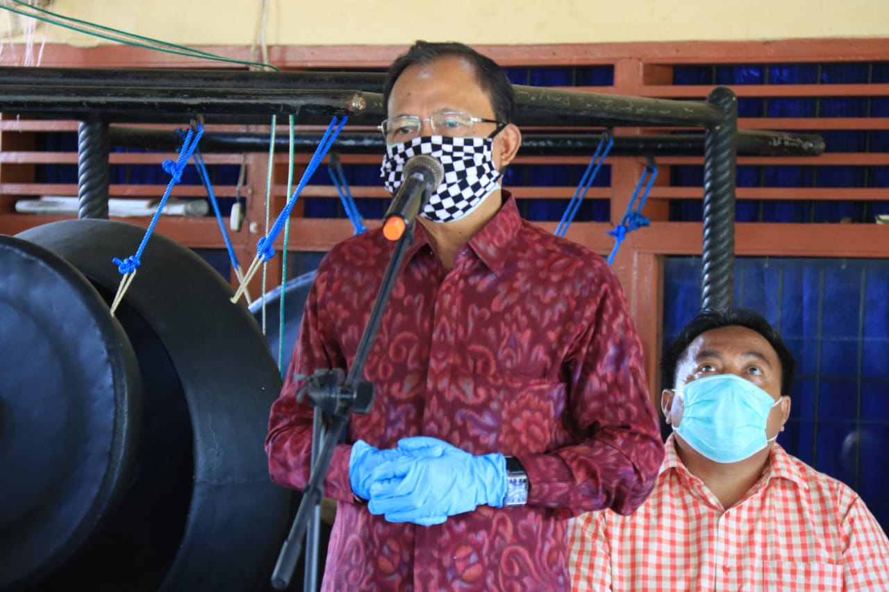 Gubernur Bali I Wayan Koster