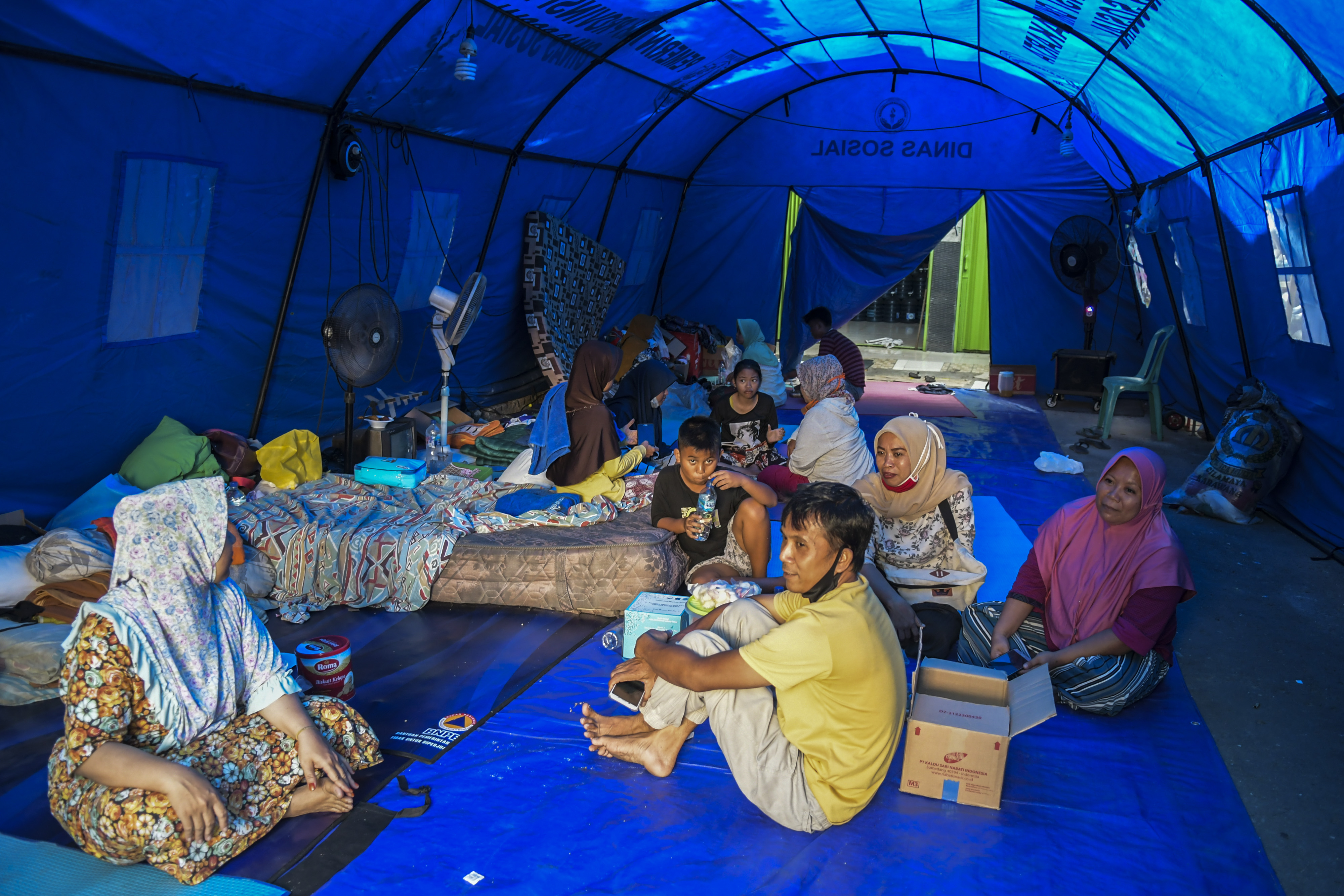 Ilustrasi posko pengungsian