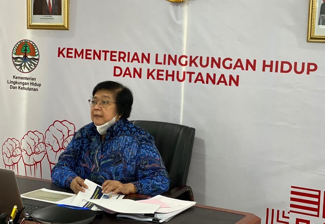 Menteri Lingkungan Hidup dan Kehutanan Siti Nurbaya.