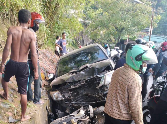 Lokasi kecelakaan lalu lintas yang melibatkan Wakil Bupati Yalimo, Papua, ED, Rabu (16/9).