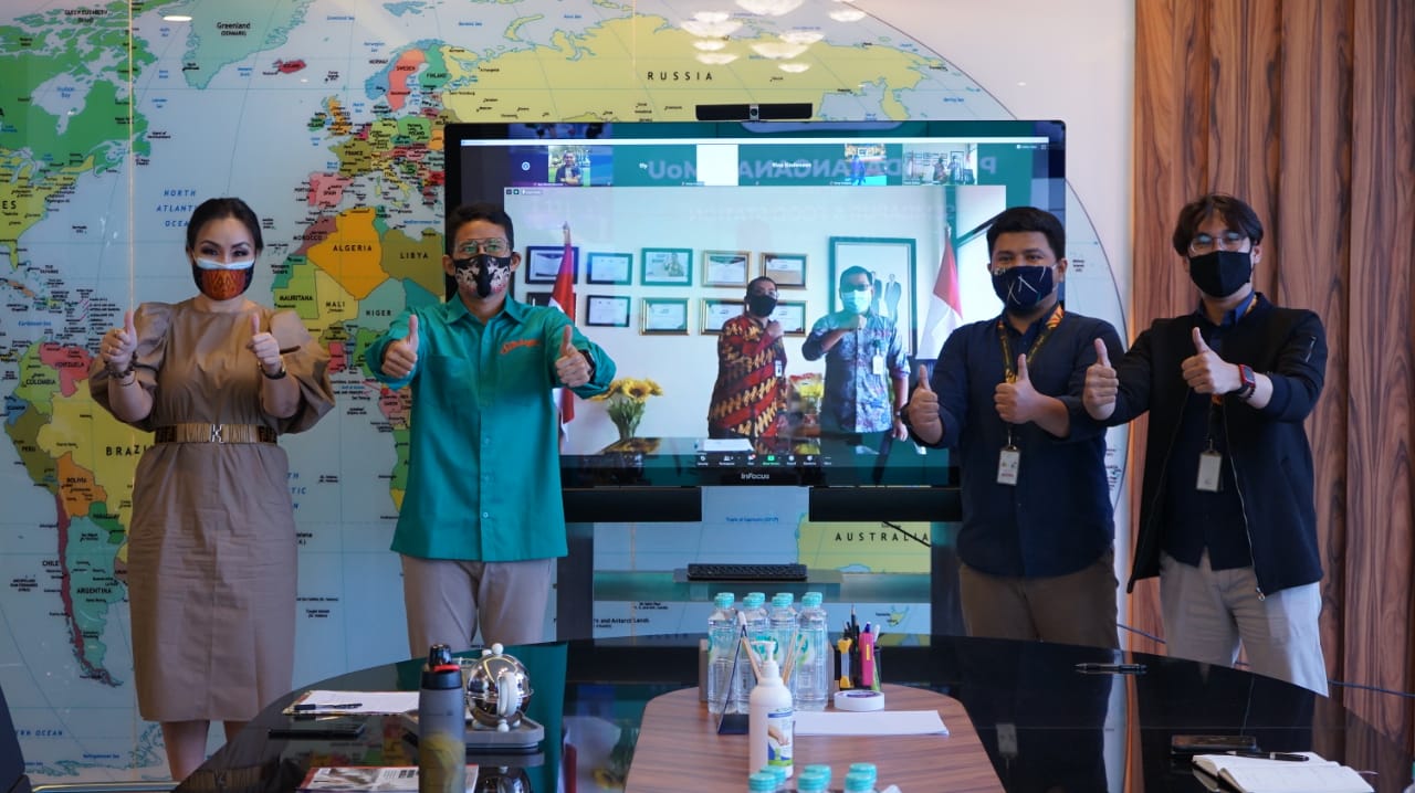 Penandatangan Sembapur dengan Foodstation BUMD DKi Jakarta