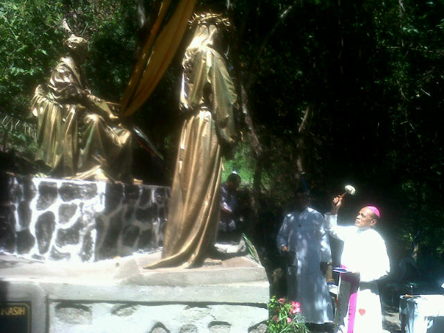 Uskup Larantuka Mgr Frans Kopong Kung