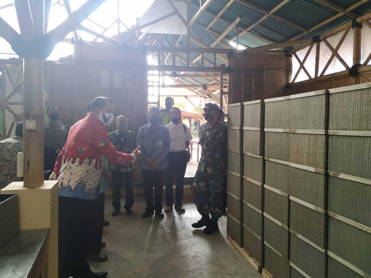 UMKM Mendong Tasikmalaya Kembali Ekspor ke AS