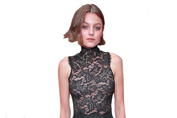 Aktris Inggris Emma Corrin