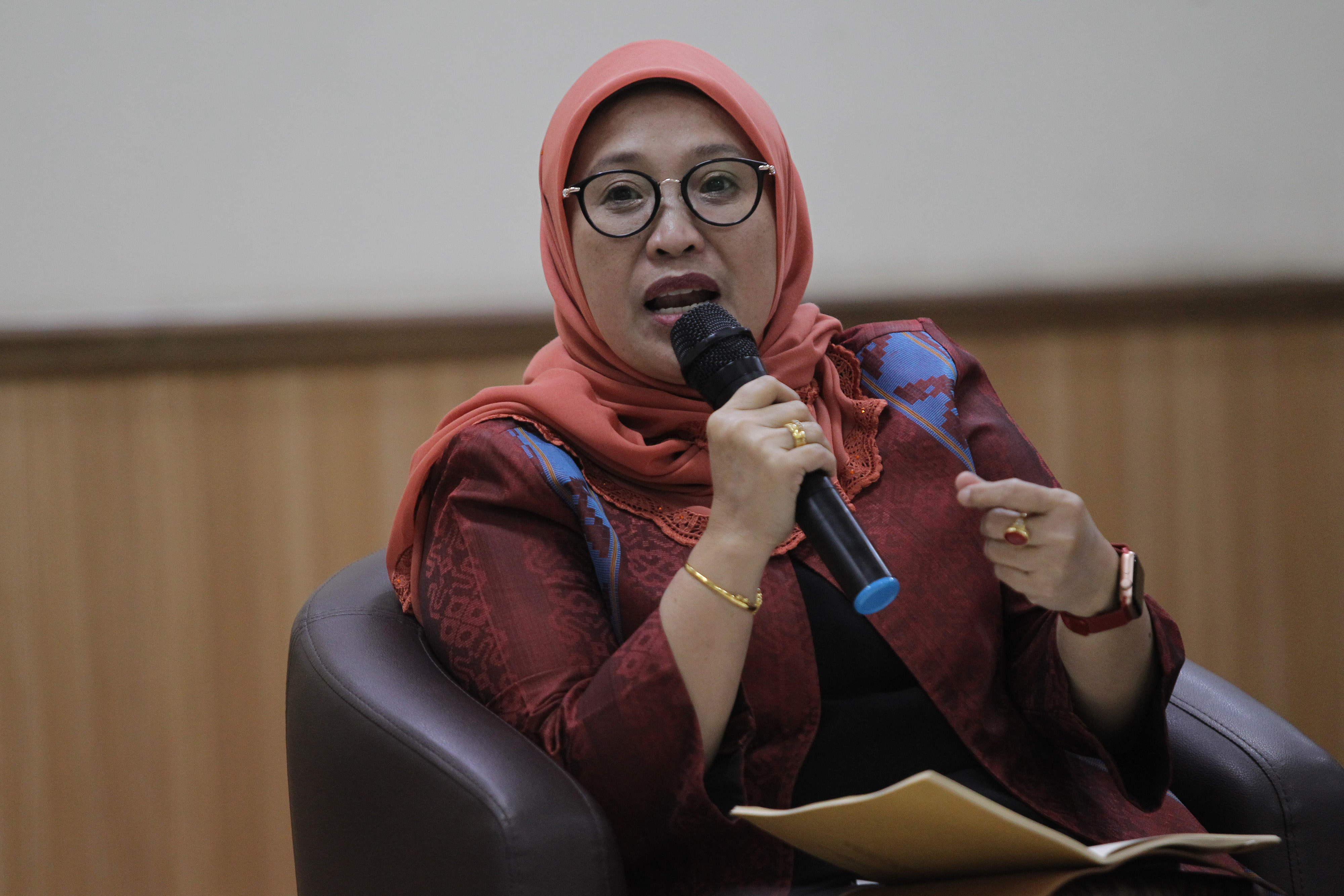 Anggota Bawaslu Ratna Dewi Pettalolo