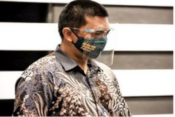 Ketua Wadah Pegawai Komisi Pemberantasan Korupsi (KPK) Yudi Purnomo bersiap menjalani sidang pembacaan putusan dugaan pelanggaran kode etik 