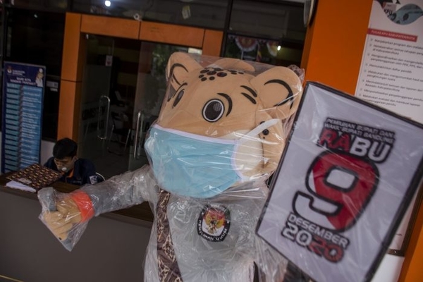Patung Maskot Pilkada Serentak Kabupaten Bandung 2020 Si Mantul dipajang i Kantor KPU Kabupaten Bandung, Soreang, Kabupaten Bandung.  
