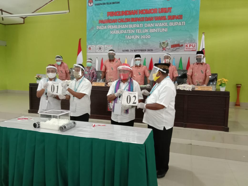 Pengundian nomor urut paslon Pilkada Teluk Bintuni