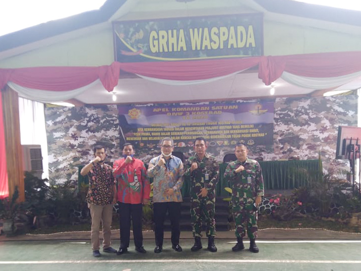 Kegiatan sosialisasi bersamaan dengan kegiatan Apel Dansat jajaran Divisi Infanteri 3 Kostrad, Brigif Raider 3 Kostrad, Kariango, Sulsel.