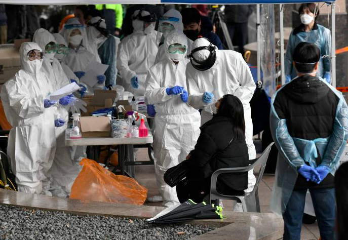 Ilustrasi - Penanganan Covid-19.