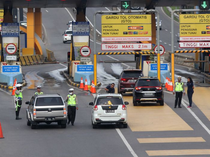 Rekayasa lalu lintas secara situasional berupa contra flow dari Km 05+000 s.d Km 13+000 arah Ciawi selama sepekan, mulai Jumat (18/9)