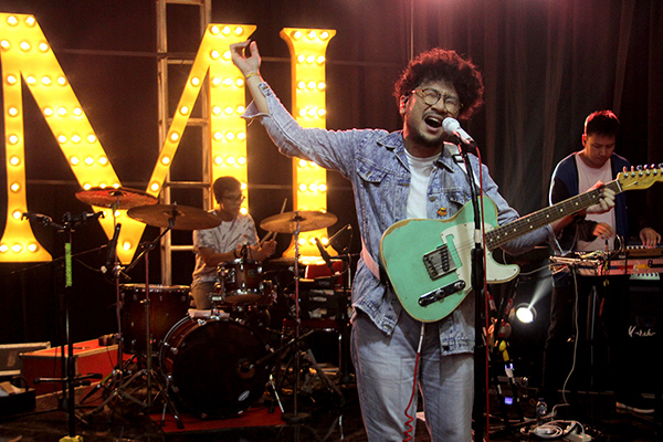 Kunto Aji Curhat Berat Merilis Mantra-Mantra