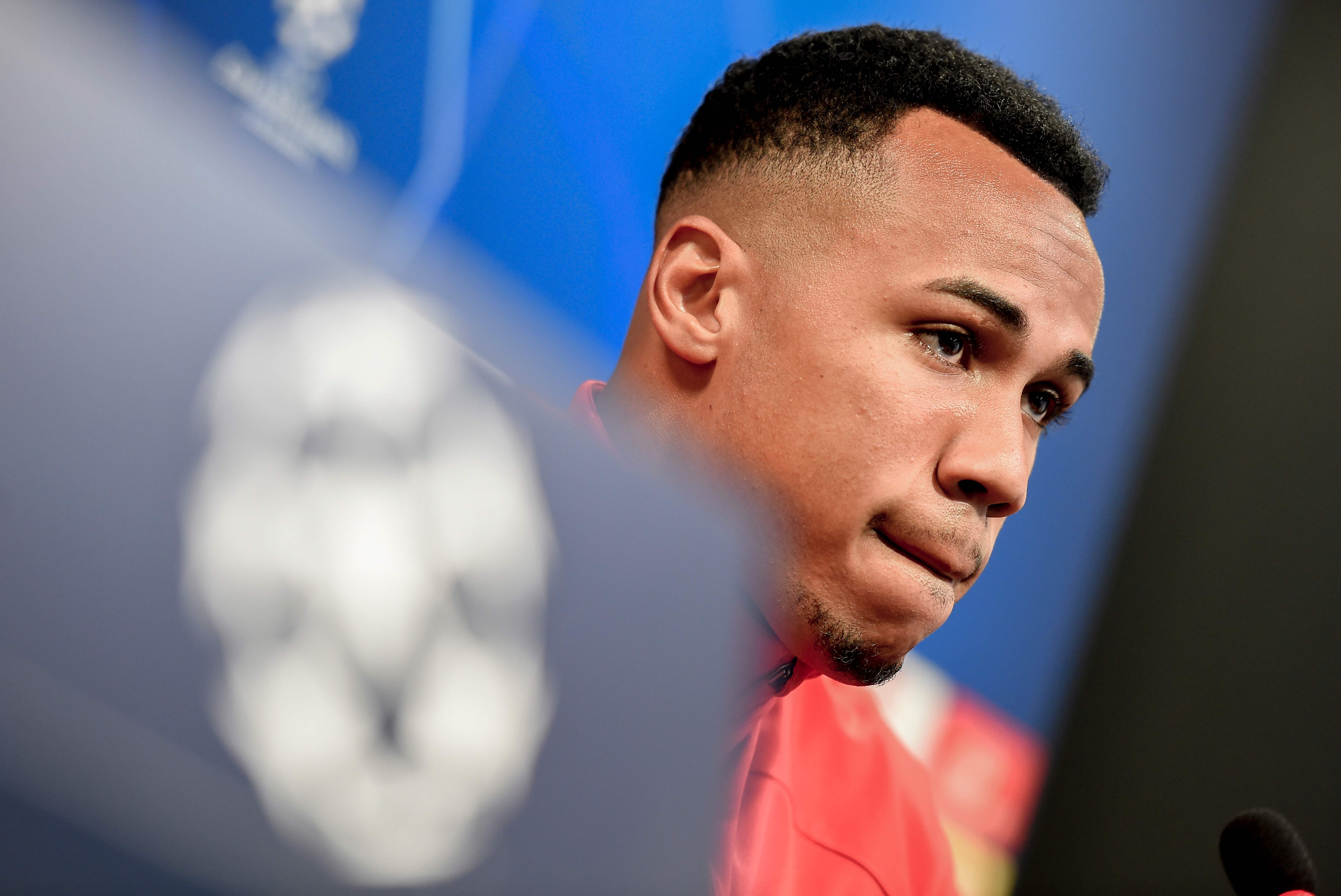 Pemain belakang Brasil Gabriel Magelhaes bergabung dari Arsenal setelah dibeli dari Lille, Prancis.