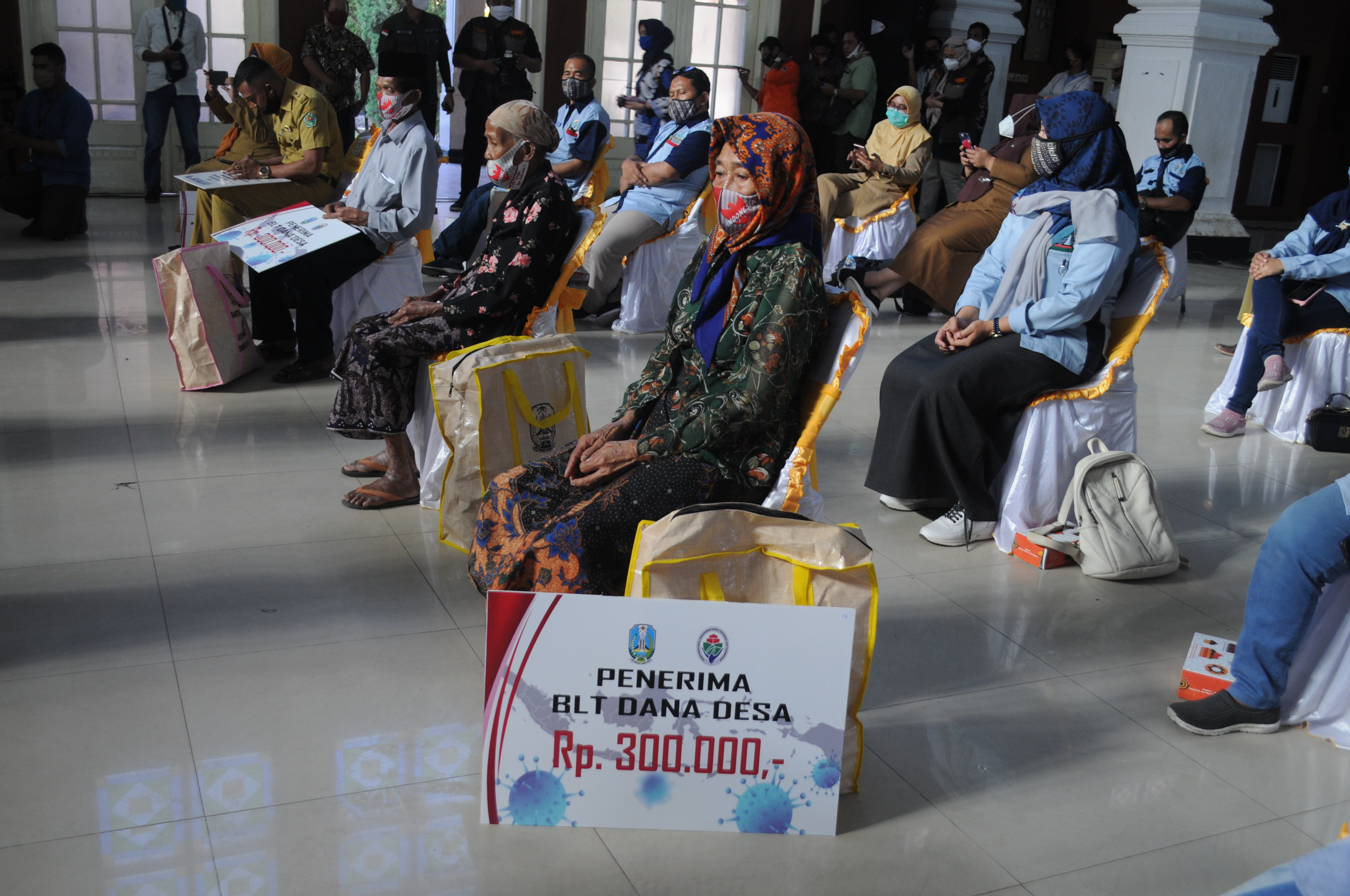 Bantuan Langsung Tunai Dana Desa