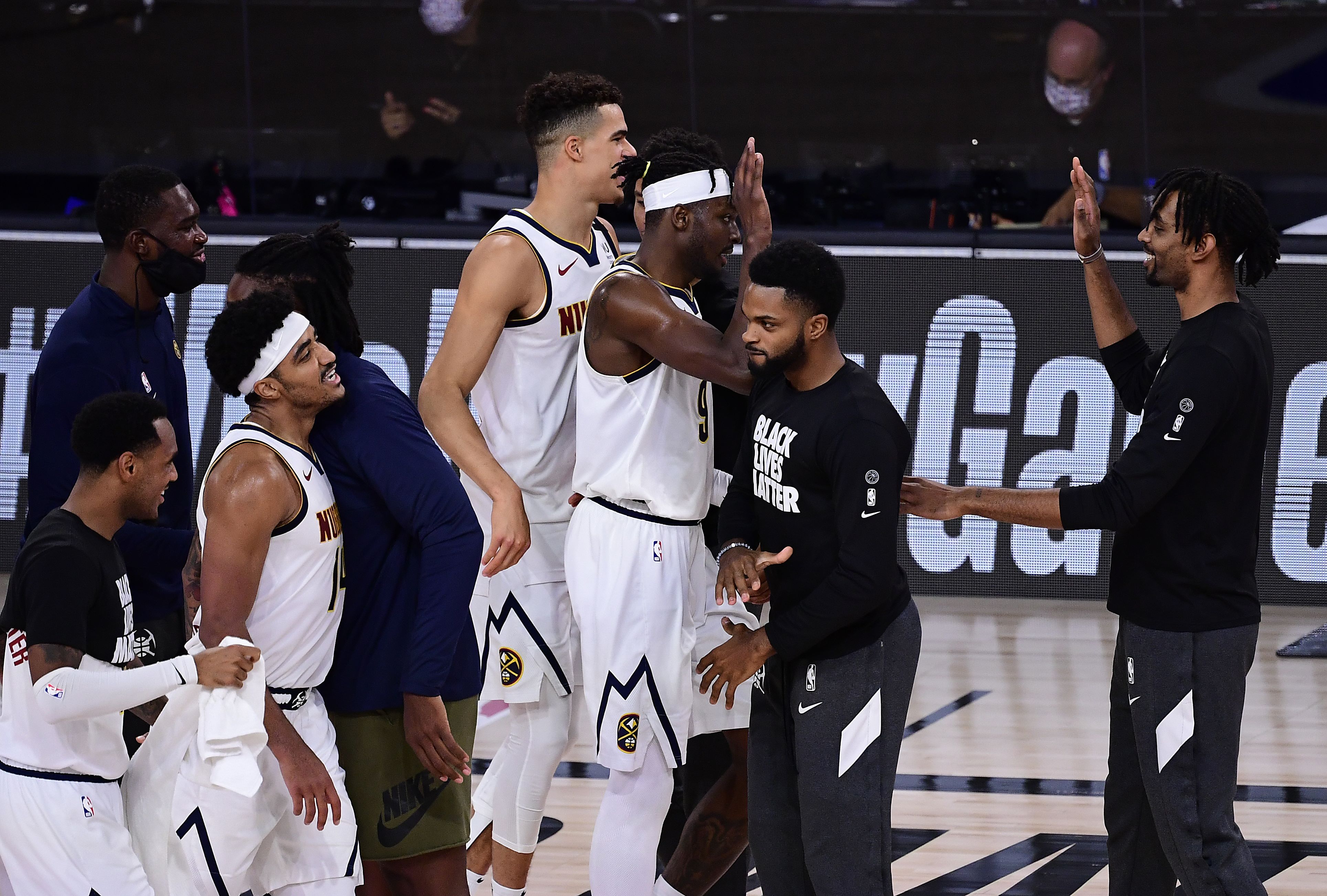 Kalahkan Clippers, Nuggets ke Final Wilayah Barat