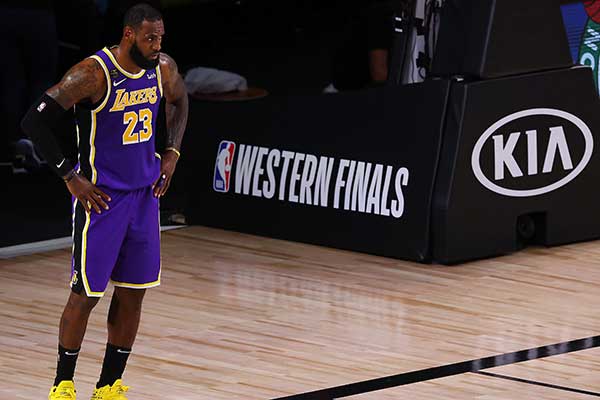 Pebasket  Los Angeles (LA) Lakers LeBron James
