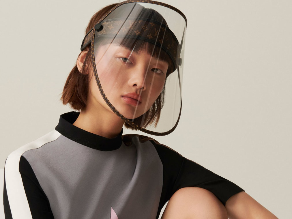Jenama Louis Vuitton merilis face shield trendi untuk penggemar fesyen premium.