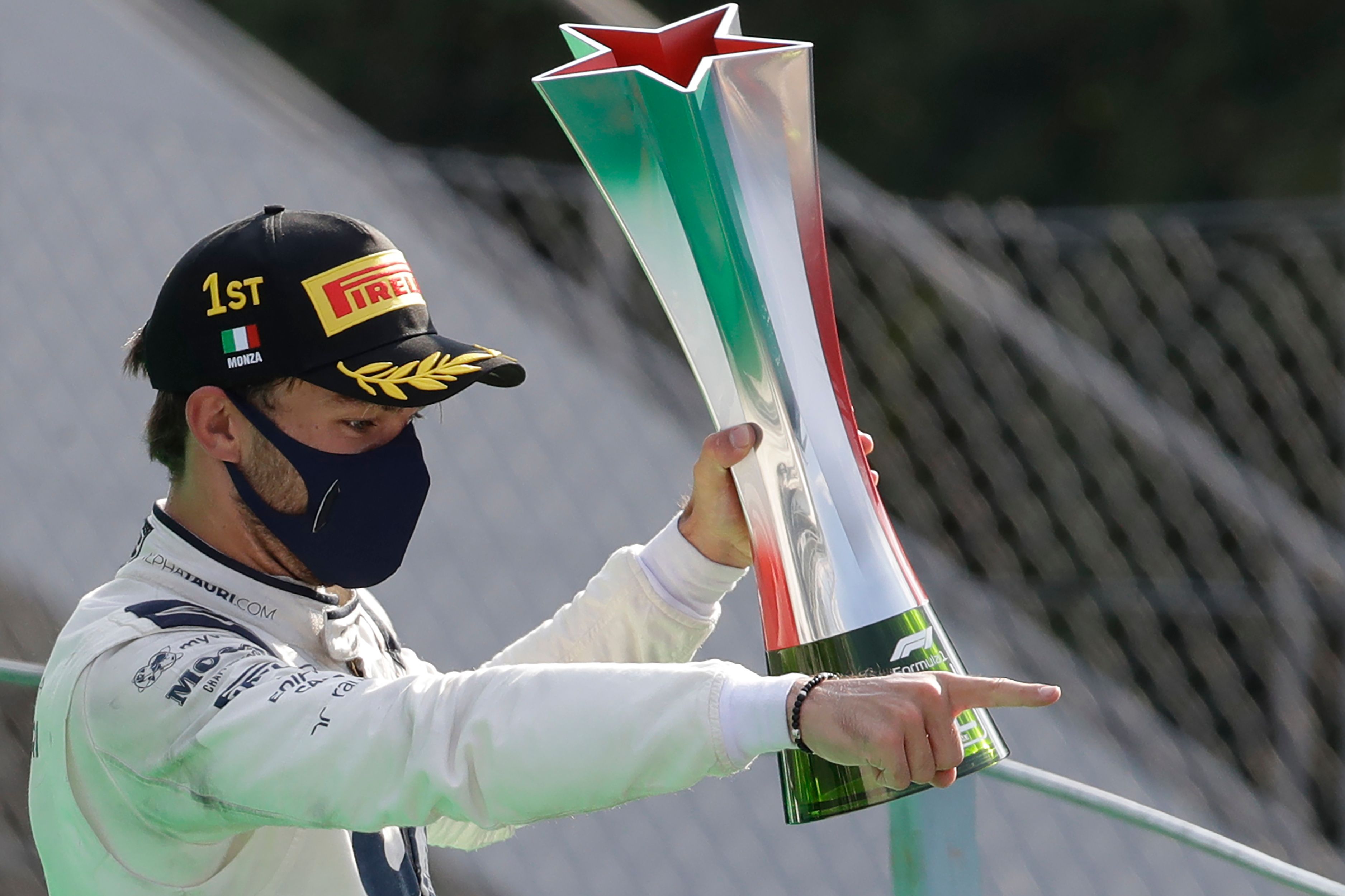 Pierre Gasly saat menjadi juara di GP Italia.