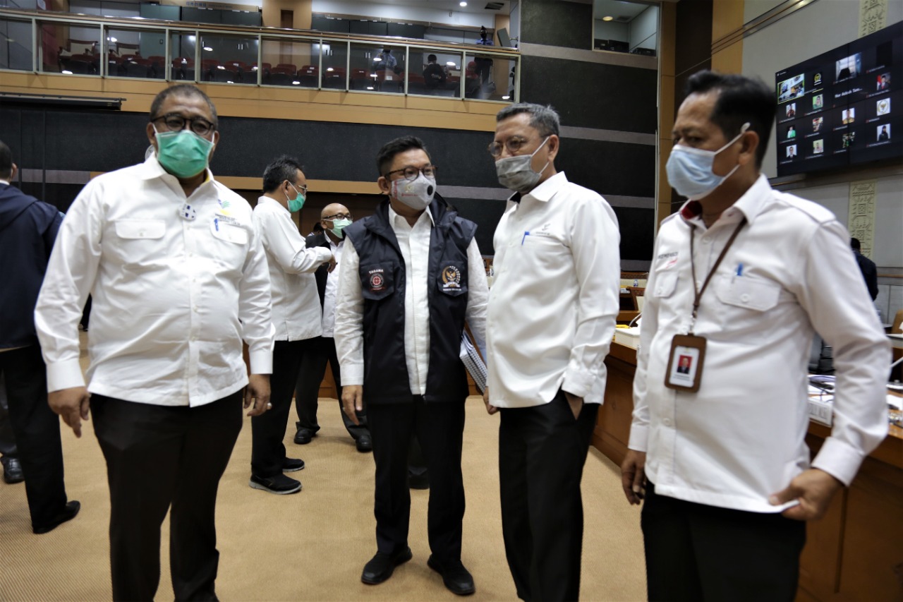 UNIT kerja Eselon I Kementerian Sosial saat menggelar rapat dengar pendapat (RDP) bersama Komisi VIII DPR RI.