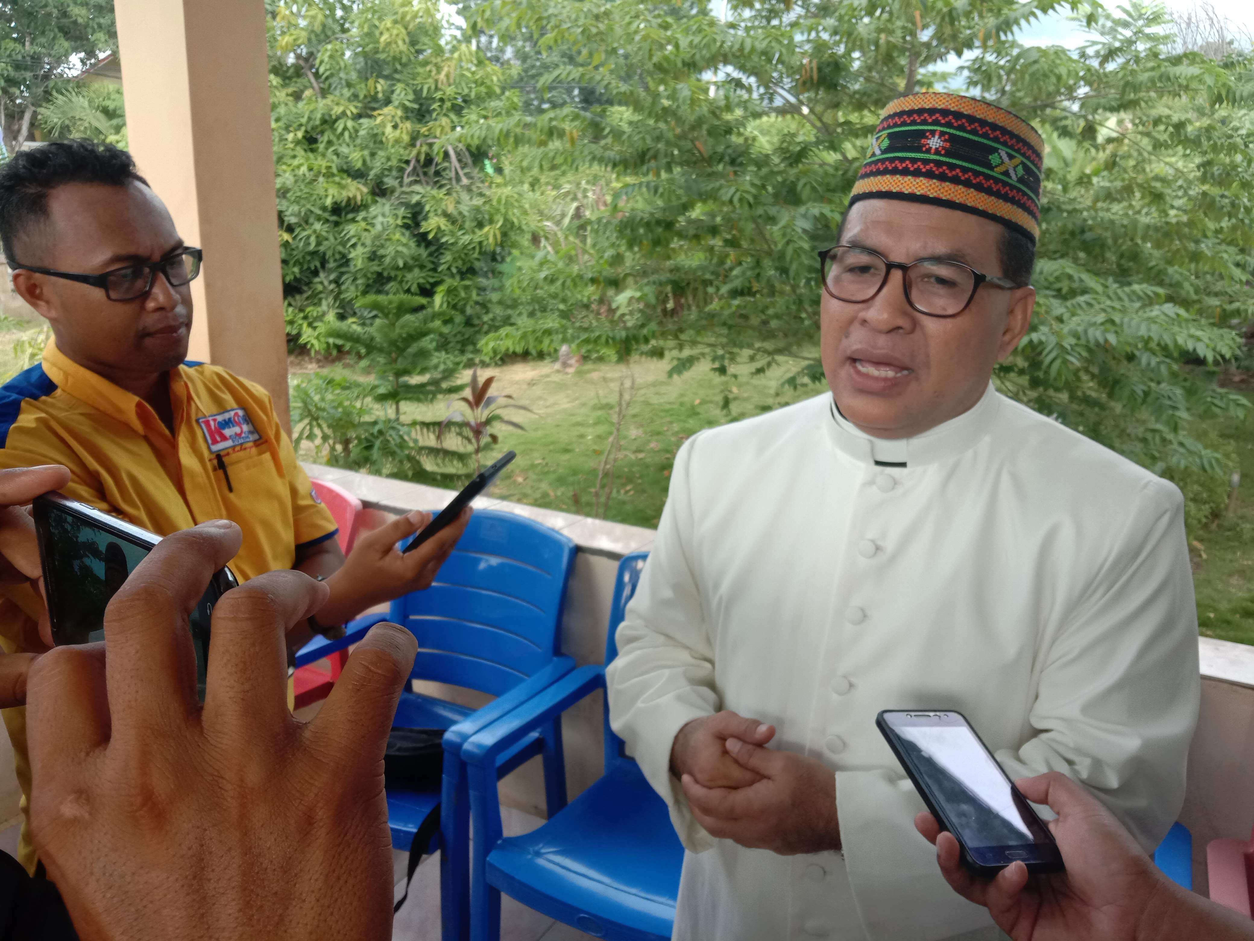 Uskup Ruteng Mgr. Siprianus Hormat 