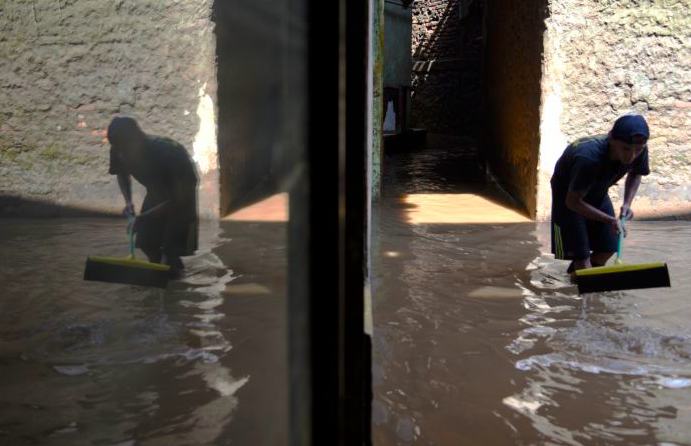 Banjir yang melanda Jatinegara Jakarta awal Maret lalu 