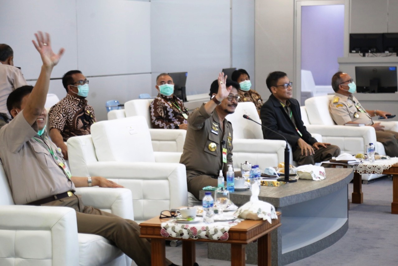 Mentan Syahrul Yasin Limpo (depan tengah).